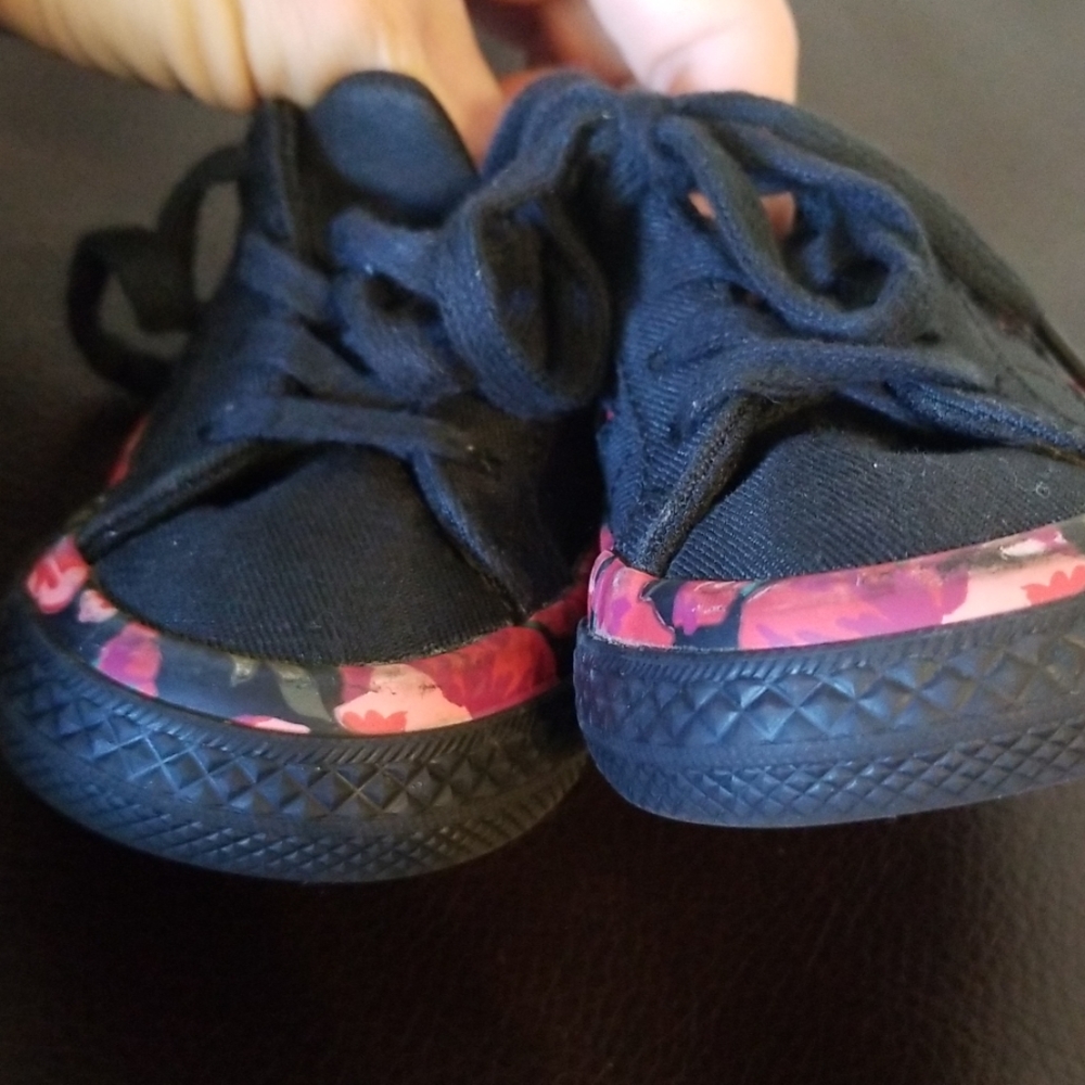Converse one star floral shoes - Picture 6 of 7